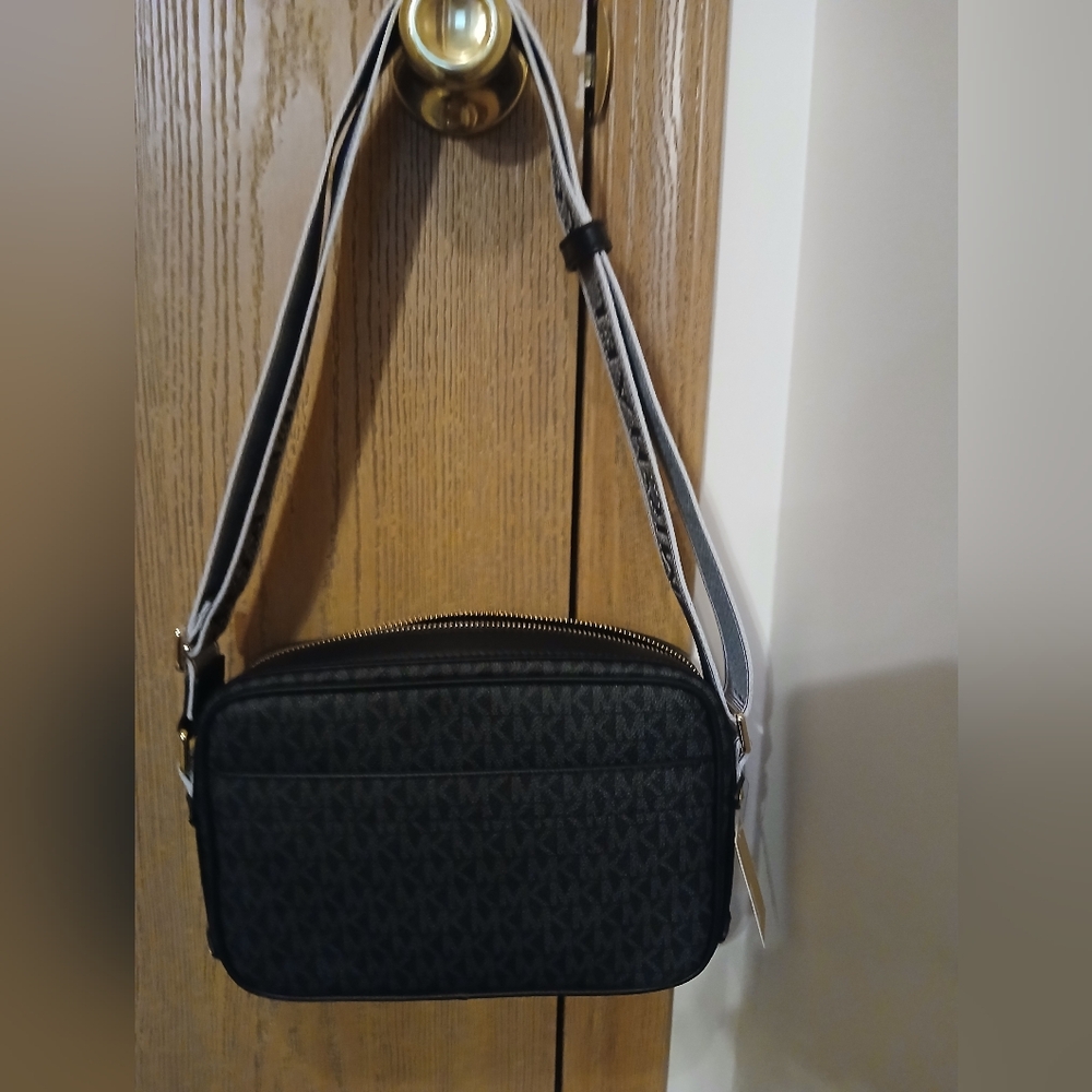 Michael Kors Mavel